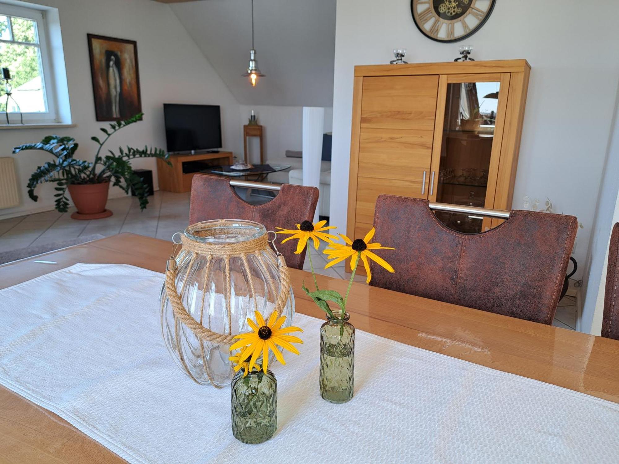לינדלאר Ferienwohnung Falkenhof מראה חיצוני תמונה